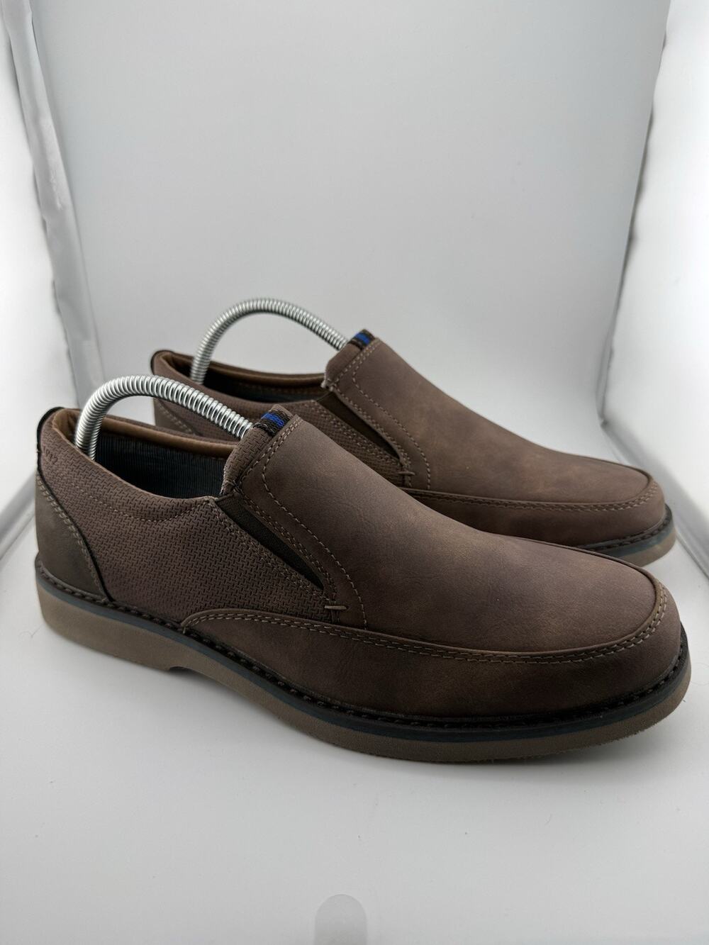 NWOB Dunn Bush Shoes Conway Slip On Loafers Brown 81246-20 Size 9.5
